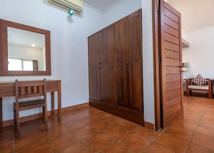 Vidi Boutique 3*